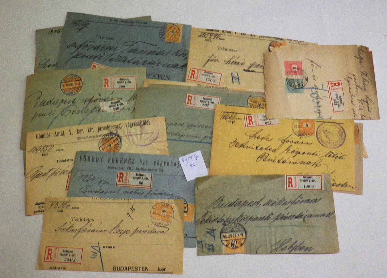 1895-98. 26 db helyi ajánlott levél előrész 8 kr bérmentesítéssel (1 db-on 5+3 kr) 